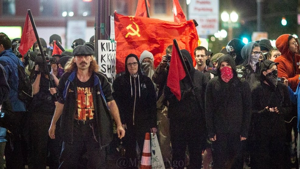 antifa in portland with communist flags