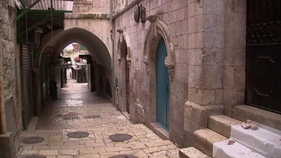israel covid empty streets